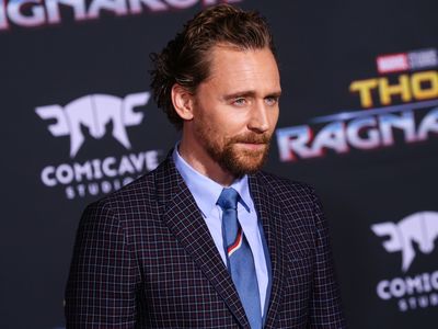 Tom Hiddleston tote bag #G1013131