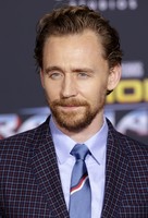 Tom Hiddleston Sweatshirt #2771050