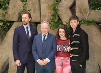 Tom Hiddleston Sweatshirt #2959624