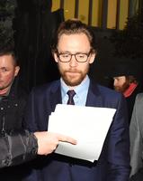 Tom Hiddleston Sweatshirt #2959704