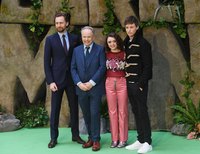 Tom Hiddleston Sweatshirt #2959773