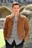 Tom Holland Longsleeve T-shirt #3889946