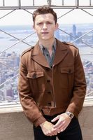 Tom Holland Longsleeve T-shirt #3889949