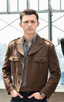 Tom Holland Longsleeve T-shirt #3889952