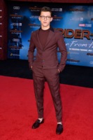 Tom Holland Longsleeve T-shirt #3889991