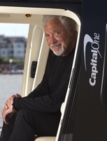 Tom Jones Sweatshirt #2642481