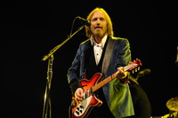 Tom Petty & The Heartbreakers longsleeve t-shirt #2533727