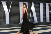 Toni Garrn mug #G1362978