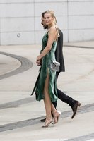 Toni Garrn Longsleeve T-shirt #3267162