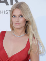Toni Garrn t-shirt #3298332