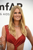 Toni Garrn t-shirt #3298404