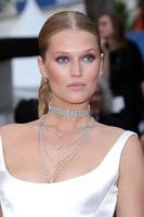 Toni Garrn Longsleeve T-shirt #3863937