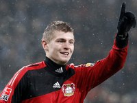 Toni Kroos Sweatshirt #2385055