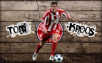 Toni Kroos Sweatshirt #2385058