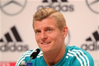 Toni Kroos Sweatshirt #3357261