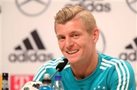 Toni Kroos Sweatshirt #3357334