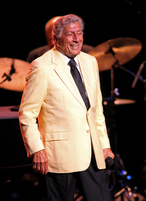 Tony Bennett puzzle 2546649