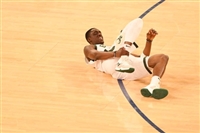 Tony Snell Sweatshirt #3447444
