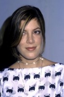 Tori Spelling Longsleeve T-shirt #1337942