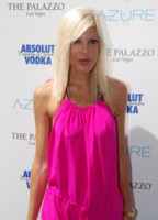 Tori Spelling Sweatshirt #1521231
