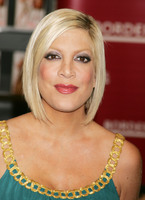 Tori Spelling mug #G2372006