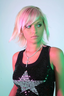 Triinu Kivilaan posters