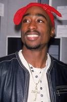 Tupac Amaru Shakur Longsleeve T-shirt #2701933