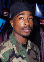 Tupac Amaru Shakur Longsleeve T-shirt #2701988