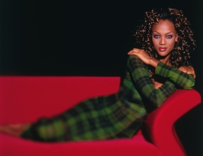 Tyra Banks puzzle 2640364