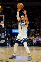 Tyus Jones Sweatshirt #3413774