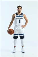 Tyus Jones Sweatshirt #3413792