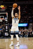 Tyus Jones Sweatshirt #3413814