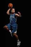 Tyus Jones Sweatshirt #3413815