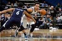 Tyus Jones Sweatshirt #3413893