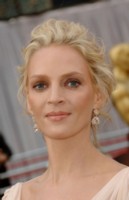 Uma Thurman Longsleeve T-shirt #1367740