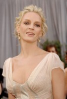 Uma Thurman Longsleeve T-shirt #1367741