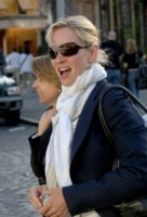Uma Thurman Longsleeve T-shirt #1448202