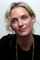 Uma Thurman Longsleeve T-shirt #1462553