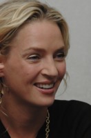 Uma Thurman Longsleeve T-shirt #1468718