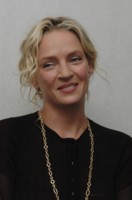 Uma Thurman Longsleeve T-shirt #1468725