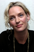 Uma Thurman Longsleeve T-shirt #2231757