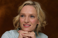 Uma Thurman Longsleeve T-shirt #2236103