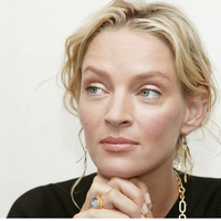 Uma Thurman Longsleeve T-shirt #2239223