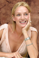 Uma Thurman Longsleeve T-shirt #2250102