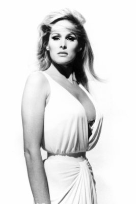 Ursula Andress Mouse Pad 2600245
