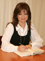 Valerie Bertinelli tote bag #G2369772