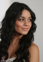 Vanessa Hudgens Sweatshirt #1523351