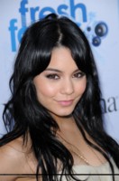 Vanessa Hudgens Sweatshirt #1523367