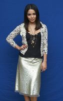 Vanessa Hudgens t-shirt #2246454