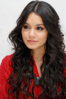 Vanessa Hudgens Sweatshirt #2269651